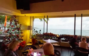 Moana Surfrider and Sheraton Waikiki Dining