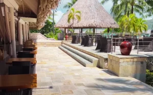 Bora Bora InterContinental Thalasso Four Seasons restaurants