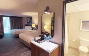 Westin Oaks vs Westin Galleria Room