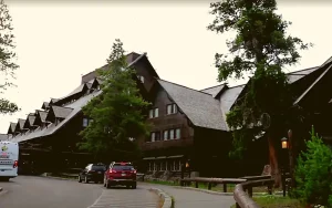 Old Faithful Inn and Lodge Location