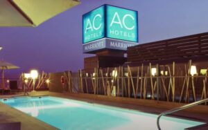 AC Hotel amenities