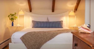 Nantucket inside view