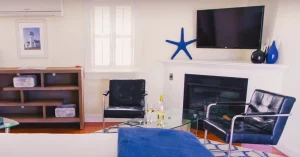 THE PLATINUM PEBBLE BOUTIQUE INN HOTEL