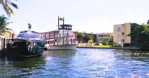 Boat on canal 