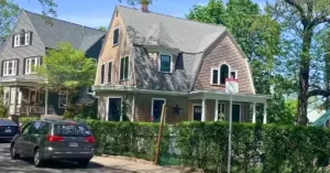 savin hill
