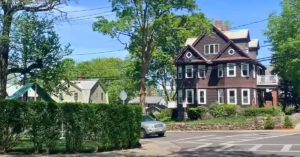 savin hill