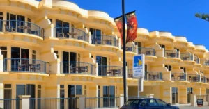 Shoreline Motel